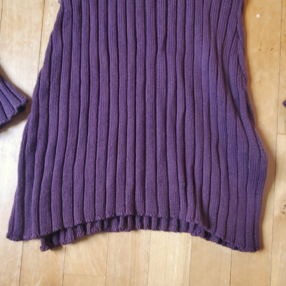 Ultra Flirt Ribbed Sweater - Picture 4 of 7